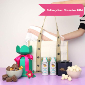 Gift Hampers: Beach Tote