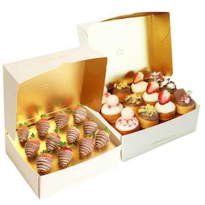 Best Gifts This Christmas: Christmas Donut and Strawberry Box Duo