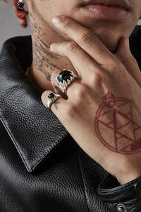 Stolen Girlfriends Club Baby Claw Ring - Onyx/Silver