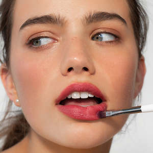 Make Up: Lip Brush