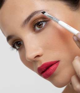 Make Up: Duo Liner/Brow Brush