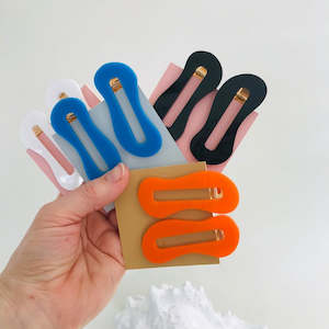 Hair Accessories: Wave Hairclips