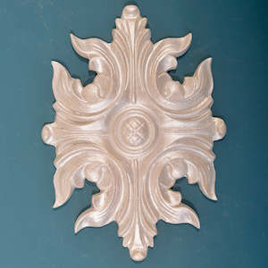 Rosettes: R117 - Gothic Centrepiece