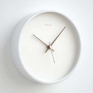 Homeliving: Modern Metal Wall Clock with Wooden Hands – 30cm