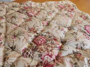 Products: Knee rug Floral - Eiderdowns By Anita