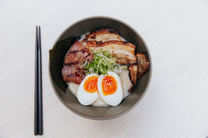 Products: Spicy Miso Ramen Pack Eightgrains