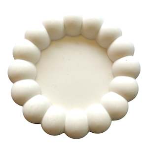 Scalloped Edge Round Tray
