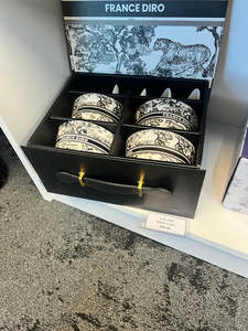 Dinnerware: Black and White Bowls Set 4 pcs