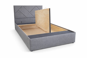 Clearance: Queen storage bed Clearance