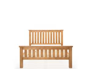 SOLSBURY WOODEN QUEEN BED "NATURAL OAK"