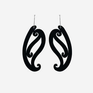 Nichola Earrings - Tupuārangi Ngutu Kākā | Black