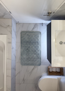 Bath Mats: Bath Mat Beatrice Grey classic set (2pcs) Cotton