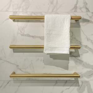 Heated Single Bar Towel Rails: CODE ARC 482MM ROUND HEATED TOWEL RAILS - 8 COLOURS