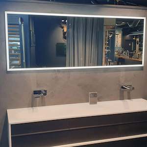 PLUMBLINE STARLIGHT 1800 LED MIRROR