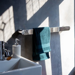 Laybuy Mania: CODE LAMONE ROUND HEATED SINGLE BARS 650MM - 7 COLOUR OPTIONS