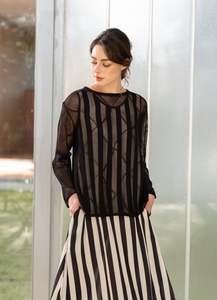 Blacklist: Bronx Top