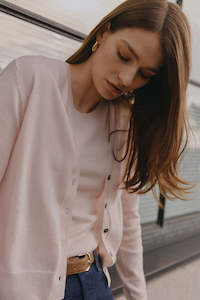 Essentials: Essential Cashmere V Cardigan - Powder Pink