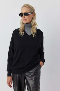 Relaxed Cashmere Edit: Relaxed Cashmere V Sweater - Black