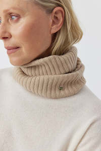 Snoods Bandanas: Cashmere Rib Snood - Camel