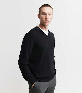 Mens V Neck: Mens Essential Cashmere V Sweater - Black