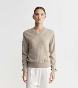 Core Womens: Signature Cashmere V-Neck - Birch