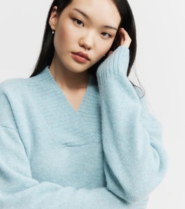 Featherweight: Featherweight Cashmere V - Seafoam