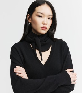 Travel Wraps Scarves: Baby Cashmere Triangle Scarf - Black