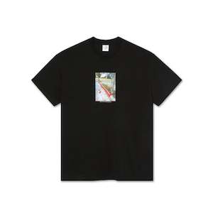 T-SHIRT: polar Red Curb Tee Black