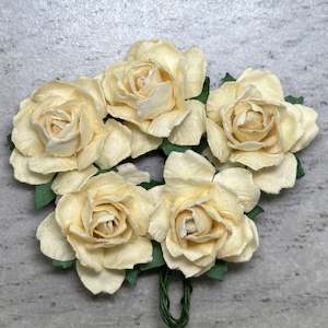 Flowers Cottage Roses: Cottage Roses - Pale Lemon 25mm (5pk)