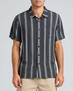 The Mad Hueys HIGH HOOKS | WOVEN SHIRT