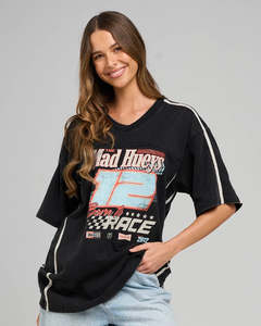 The Mad Hueys BORN TO RACE | WOMENS V NECK OVERSIZED TEE