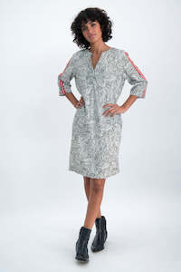 Products: Garcia - Ghost Leopard Dress - Soft Kit