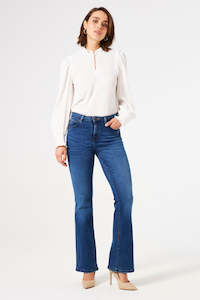 Garcia: Garcia - Celia Flare Jean - Dark Used (Blue)