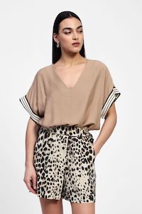 Dixie: Dixie - Wide Tee - Camel