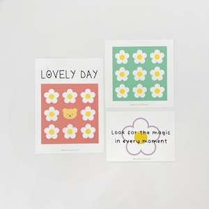 Postcards: Daisy Three Set Poster