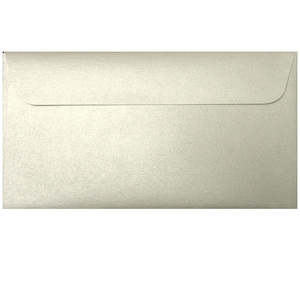 Off White: Quartz - 114x225mm (DLE)