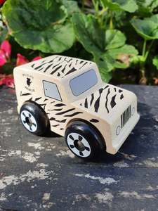 Wooden Vehicles: Wooden Wildlife Rescue Car