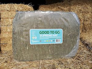 Horse Feed: SUPREME HAY COMPRESSED