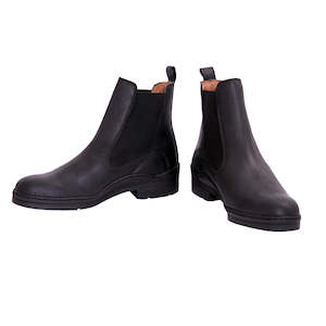Footwear: Cavallino leather yard boot