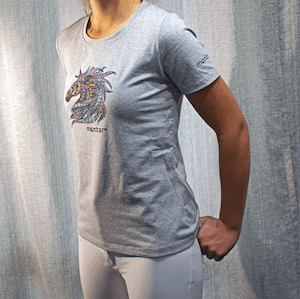Products: Montar ‘Isla’ T-Shirt