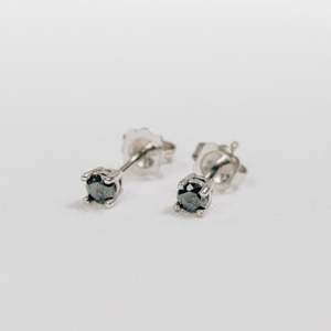 White Gold: Black Diamond Studs