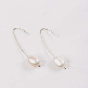 Baroque Pearl Hooks
