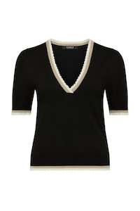 Cable: CABLE JOELLE SCALLOP KNIT TOP  - BLACK