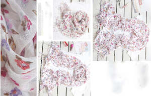 Accessories: Floral Tassel Scarf