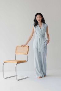 Foundations: Elongate Elastic Pants in Ice Blue