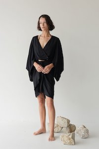 Wardrobe Heroes: Batwing Top (Sample)