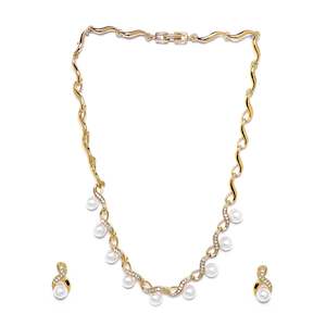 Necklace Set: Estele Gold Plated Glass Pearl Drop Necklace Set