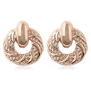 Rose Gold: Rose Gold Tone Plated Round Stud Earring