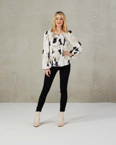 Elliot Top