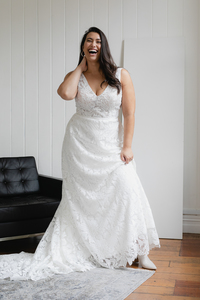 Hera Couture – Rhiann Curve